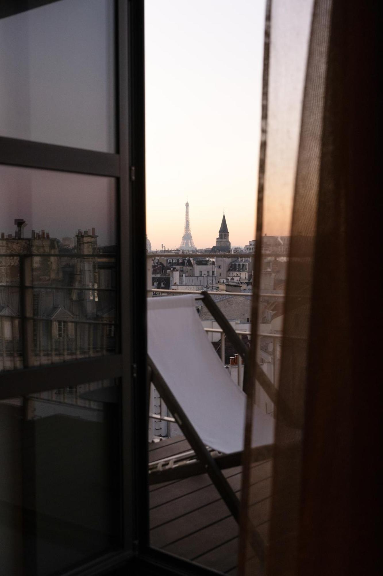 Junior Suite Terrace Eiffel Tower View,1341666716:JPEG